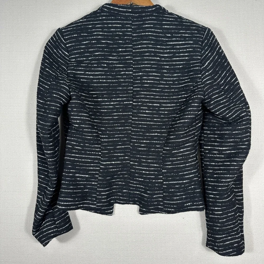H&M open front